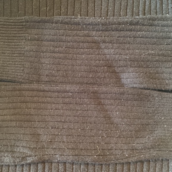 Free with a Bundle - Merona black ribbed scoopneck sweater Size Medium - Picture 12 of 13